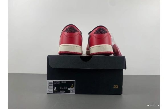 EP HQ6998-600  Air 1 HQ6998-600  Jordan OG “Chicago” Low 0224